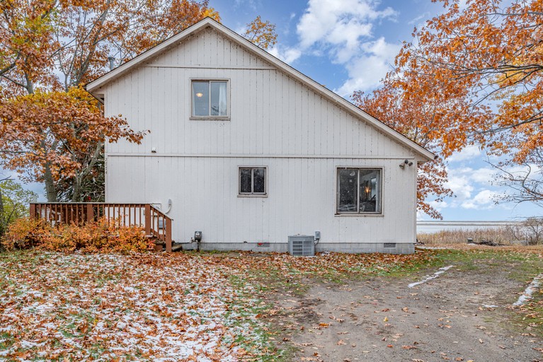 Cottages (United States of America, Au Gres, Michigan)