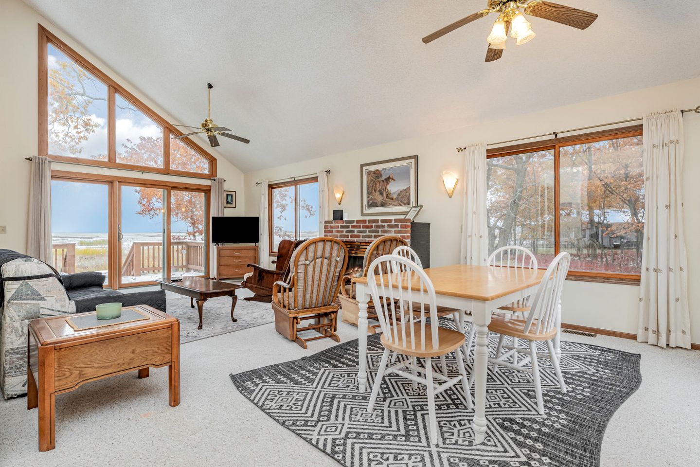 Comfy Sweet Cottage with BBQ Surrounded by Nature in Michigan