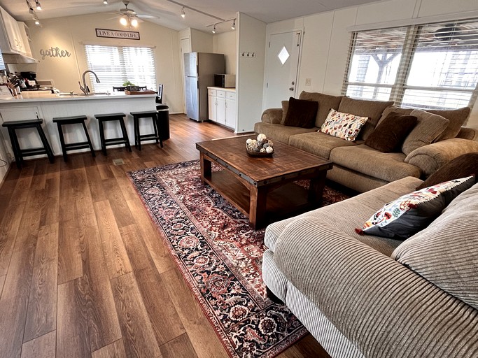 Vacation Rentals (United States of America, Hemphill, Texas)