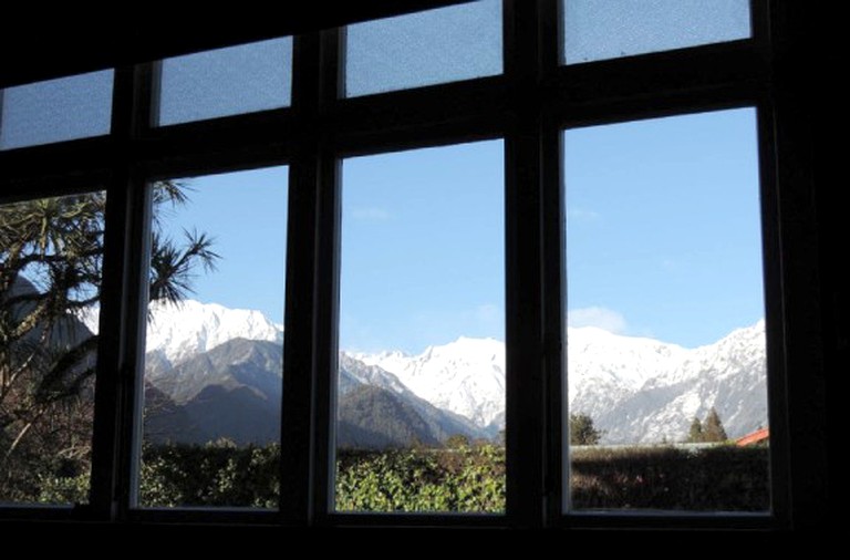 Suite Rental with Views of Franz Josef Glacier Nevé near Franz Josef Village, South Westland | Cabins (Franz Josef Glacier, South Island, New Zealand)