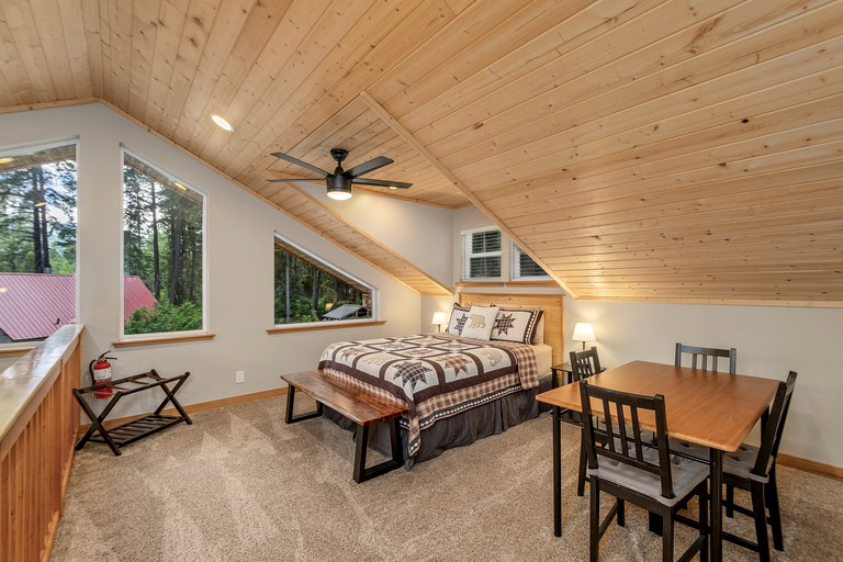 Cabins (United States of America, Leavenworth, Washington)