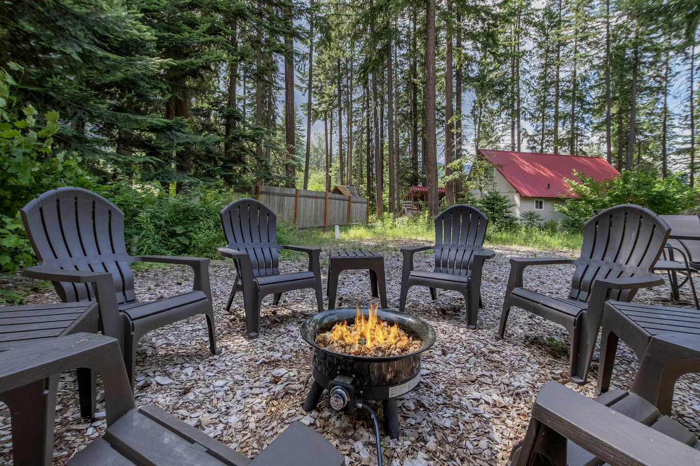 Compass Cabin-Hot Tub, WIFI, Close to Golf/Lake in Leavenworth, Washington
