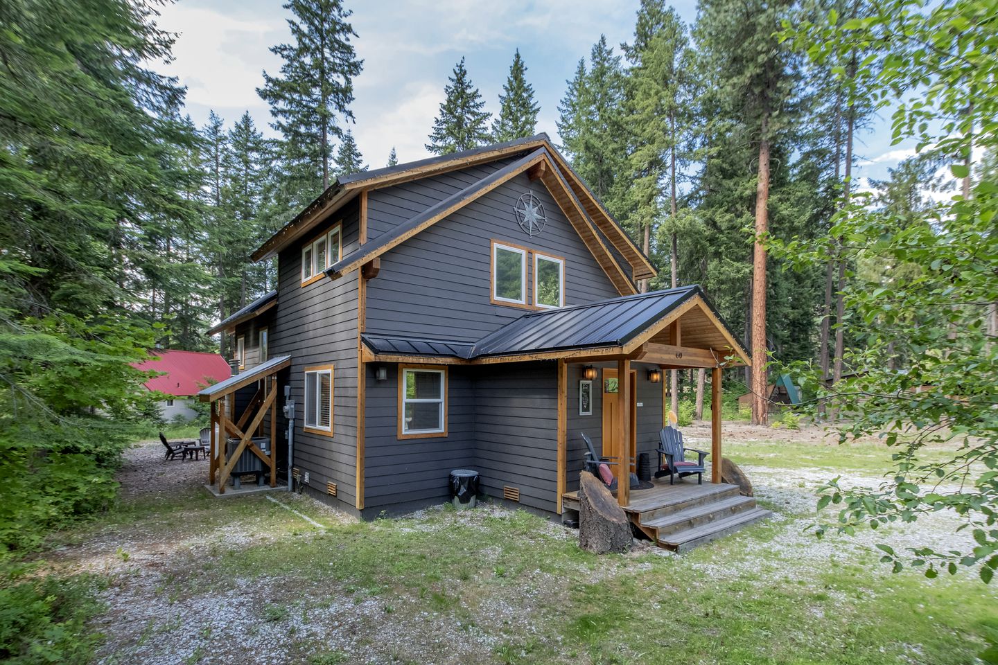 Compass Cabin-Hot Tub, WIFI, Close to Golf/Lake in Leavenworth, Washington