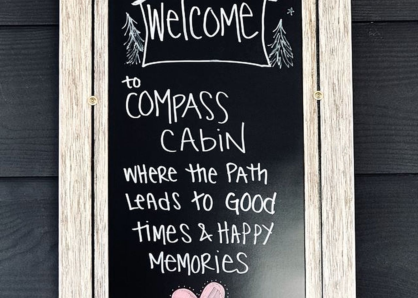 Compass Cabin-Hot Tub, WIFI, Close to Golf/Lake in Leavenworth, Washington