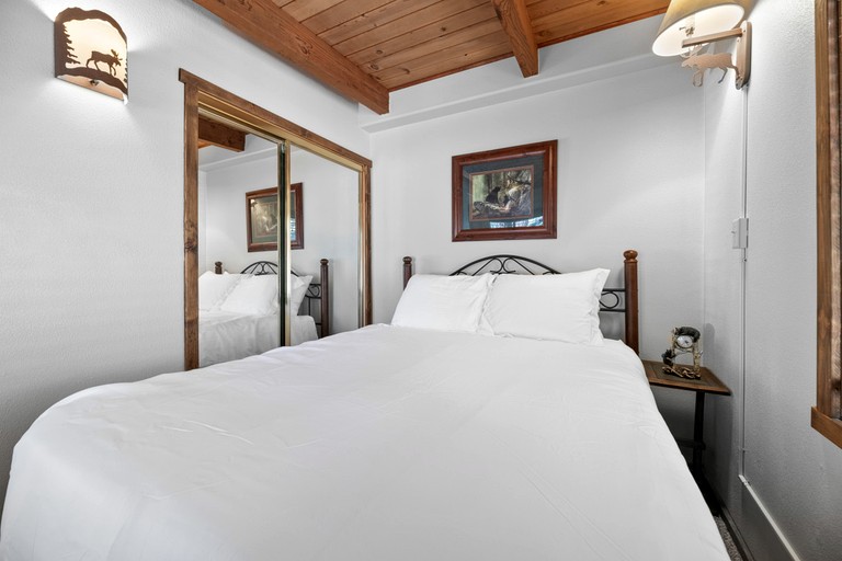 Cabins (United States of America, Big Bear Lake, California)