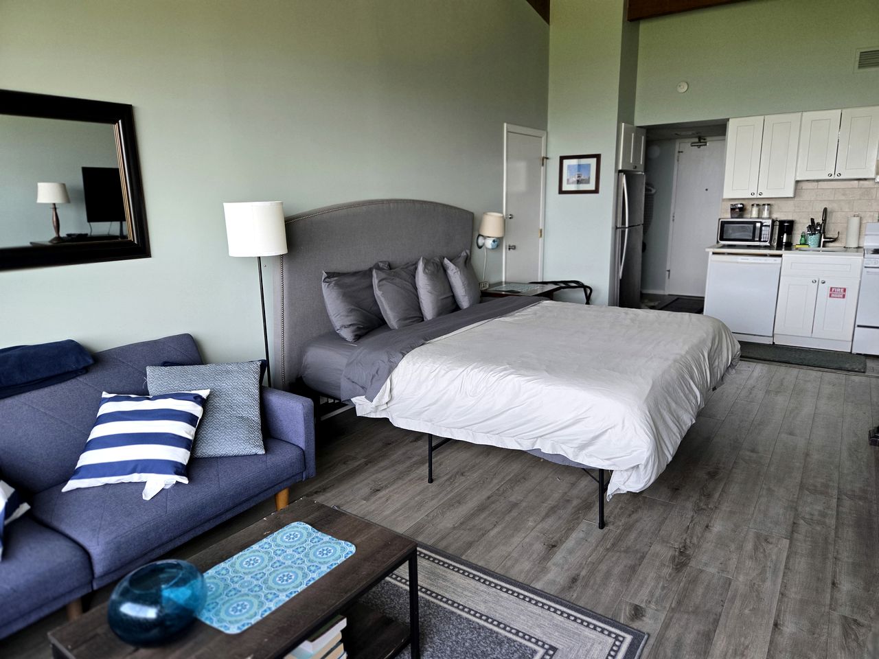 Relaxing Lakeside Getaway with Stunning Lake Views Near Gunstock | Laconia, NH