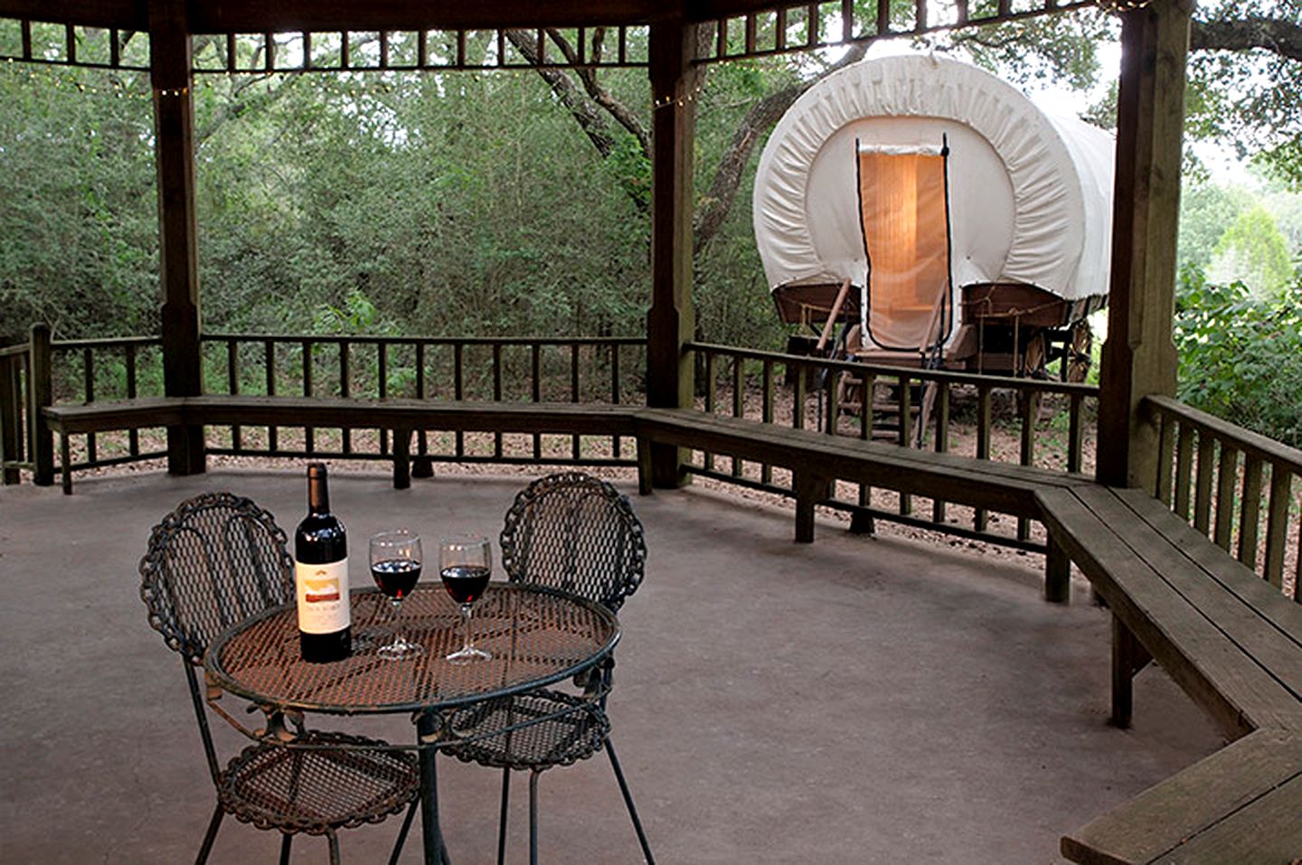 Unique Wagon Accommodation at Bed and Breakfast near Austin, Texas