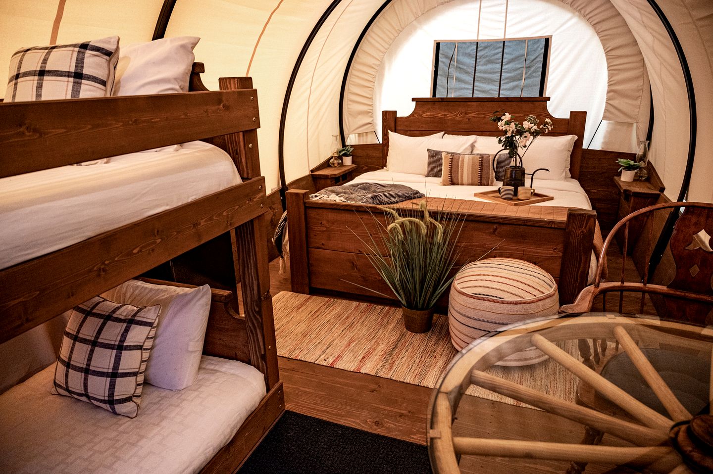 Charming Idaho Glamping Wagon with AC, Fire Pit & Breakfast | Bonners Ferry Escape