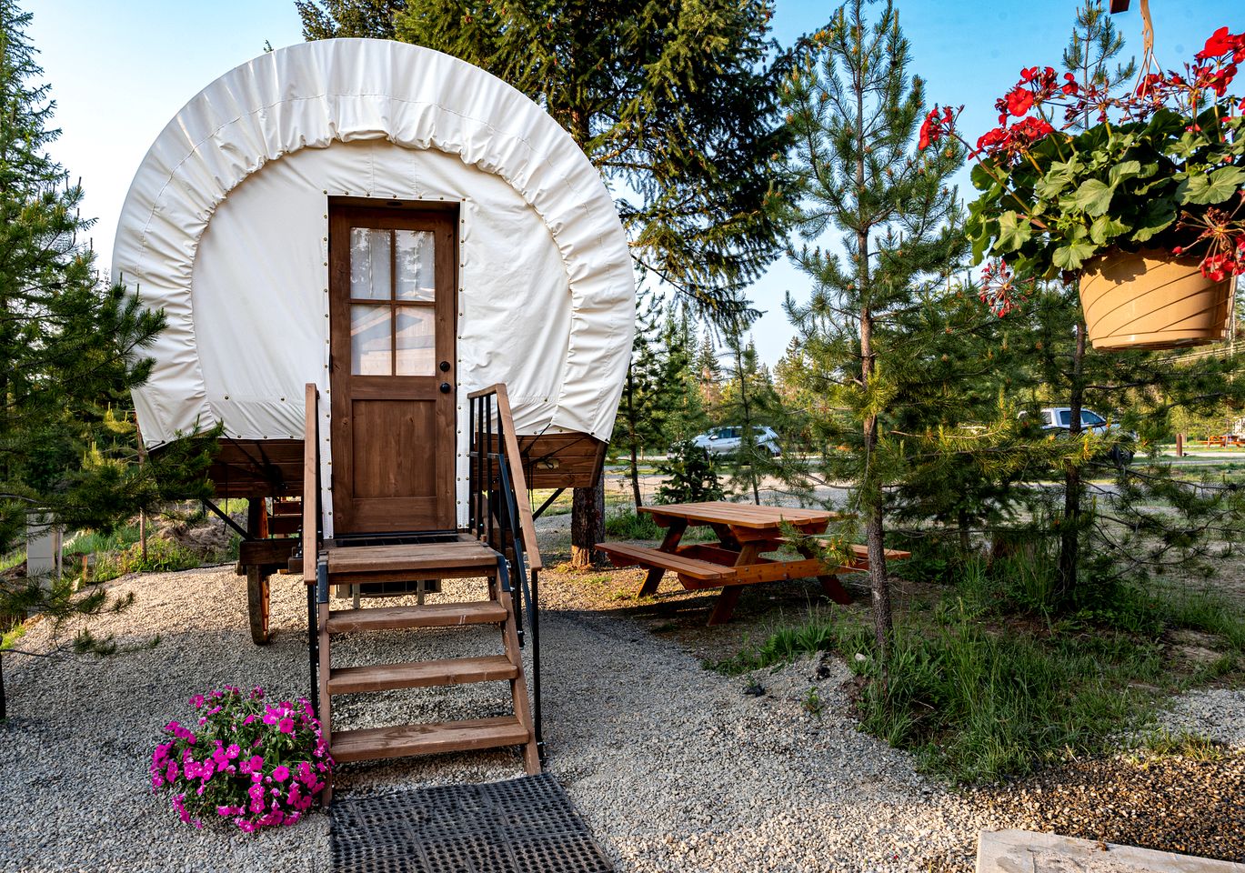 Charming Idaho Glamping Wagon with AC, Fire Pit & Breakfast | Bonners Ferry Escape