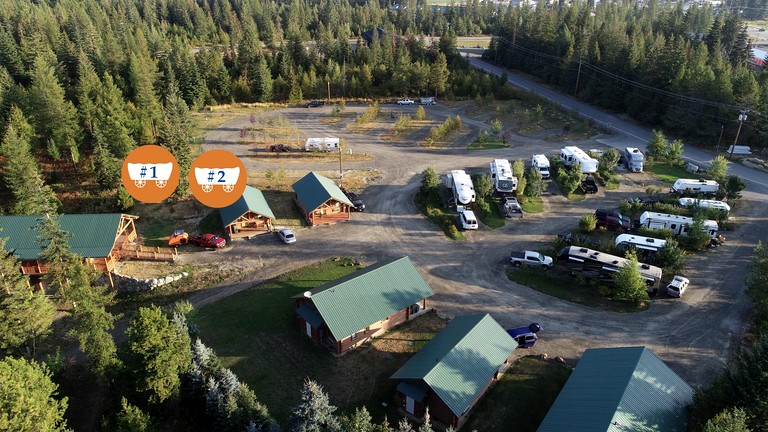 Caravans (United States of America, Bonners Ferry, Idaho)