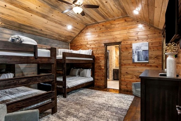 Cabins (United States of America, Broken Bow, Oklahoma)