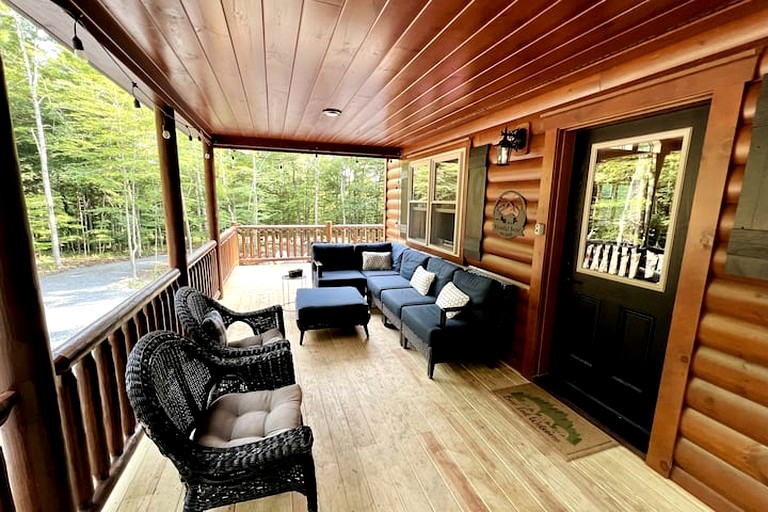 Cabins (United States of America, Webb, New York)