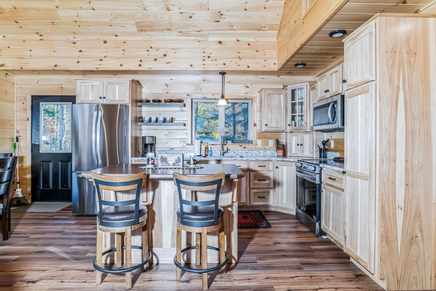 Connect with Nature: Secluded Campsite Sanctuary in New York's Woodlands