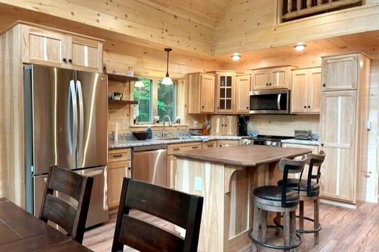 Cabins (United States of America, Webb, New York)