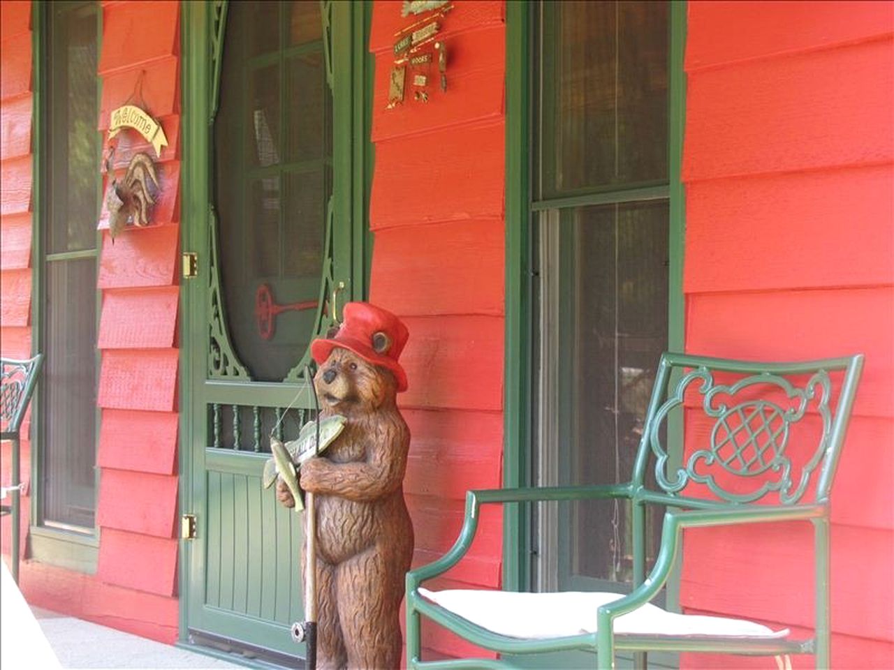 Romantic Tiny House Rental for Couples near Boone, North Carolina