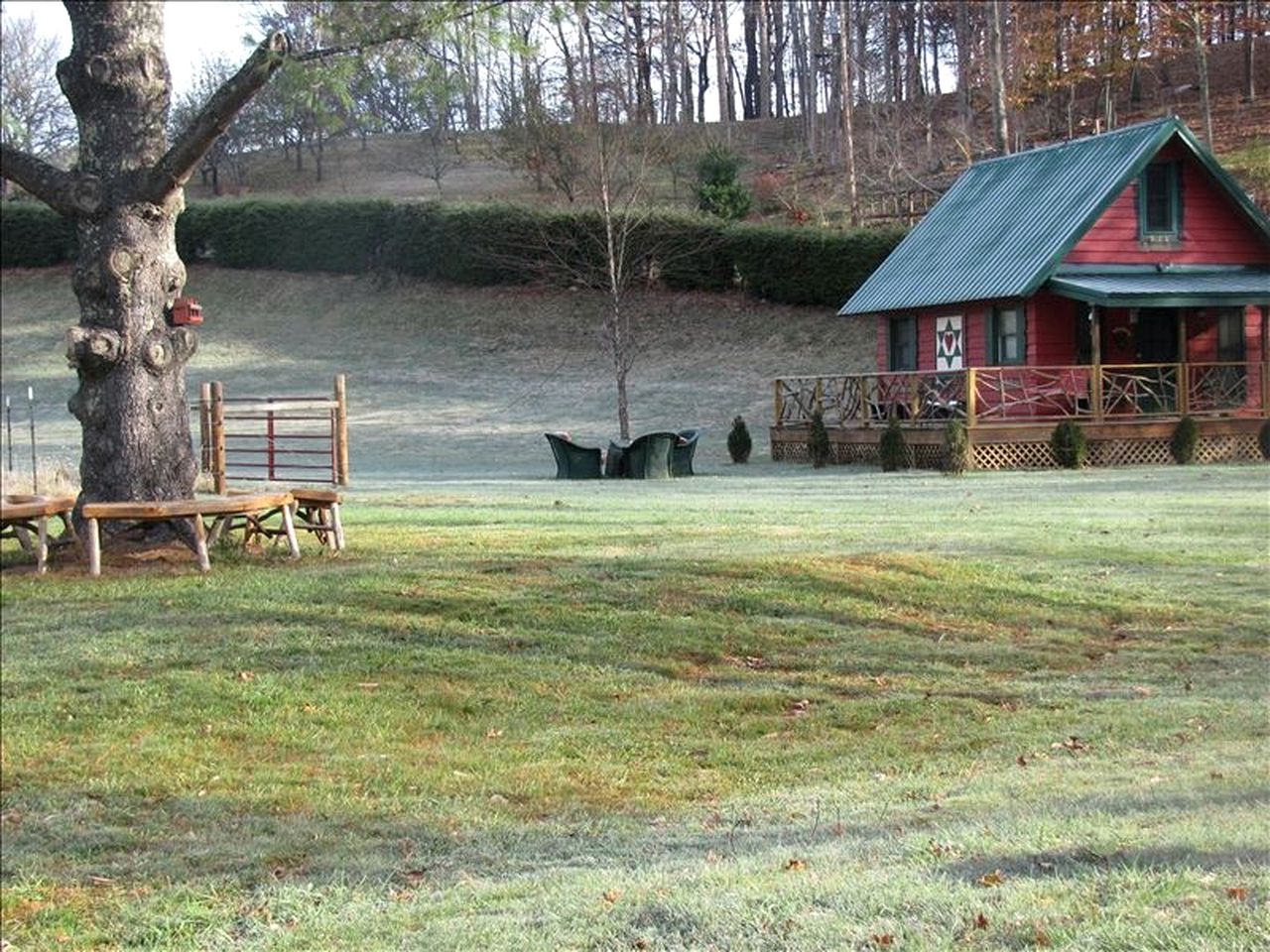 Romantic Tiny House Rental for Couples near Boone, North Carolina