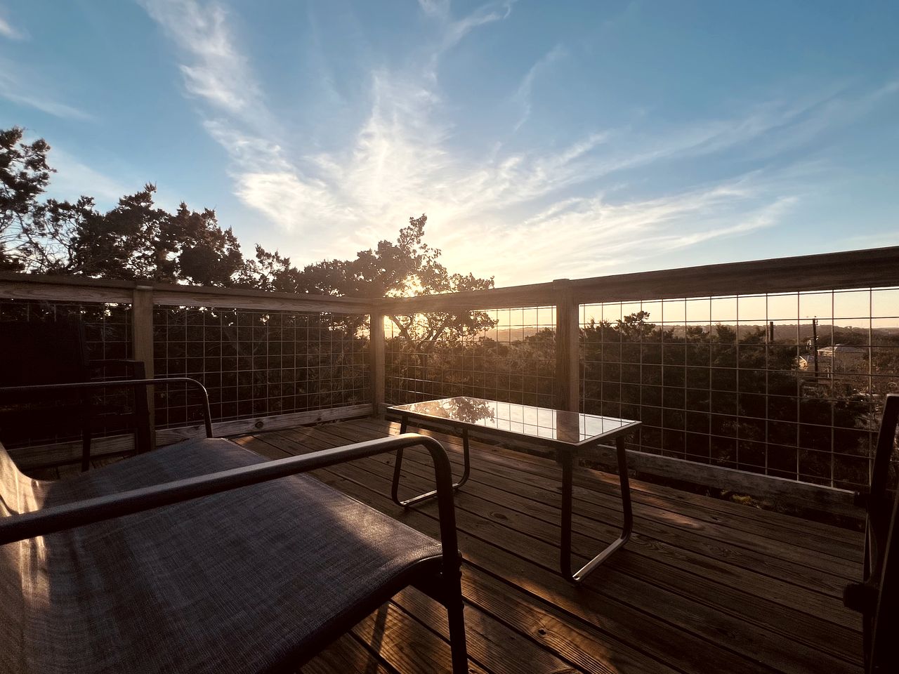 Cool Container by Canyon Lake Perfect For Relaxation Near Guadalupe River and Austin, Texas