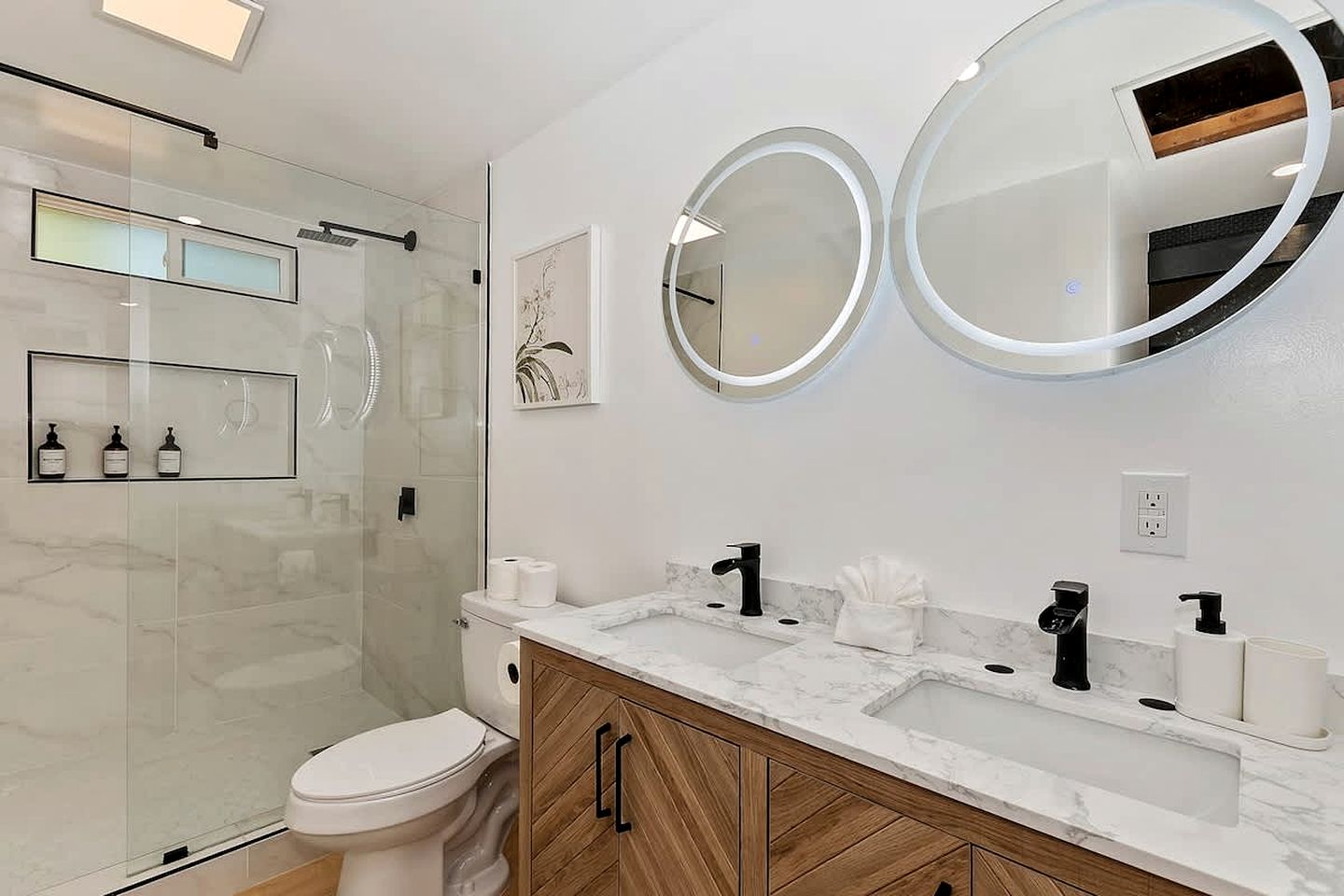 Contemporary Comfort: Modern Cabin Retreat near Big Bear Lake