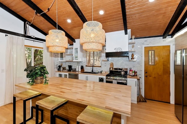 Cabins (United States of America, Big Bear Lake, California)