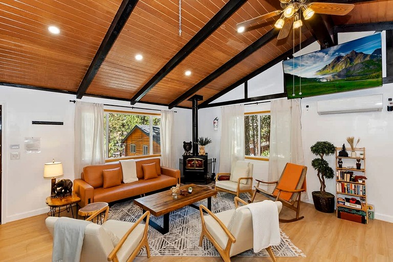 Cabins (United States of America, Big Bear Lake, California)