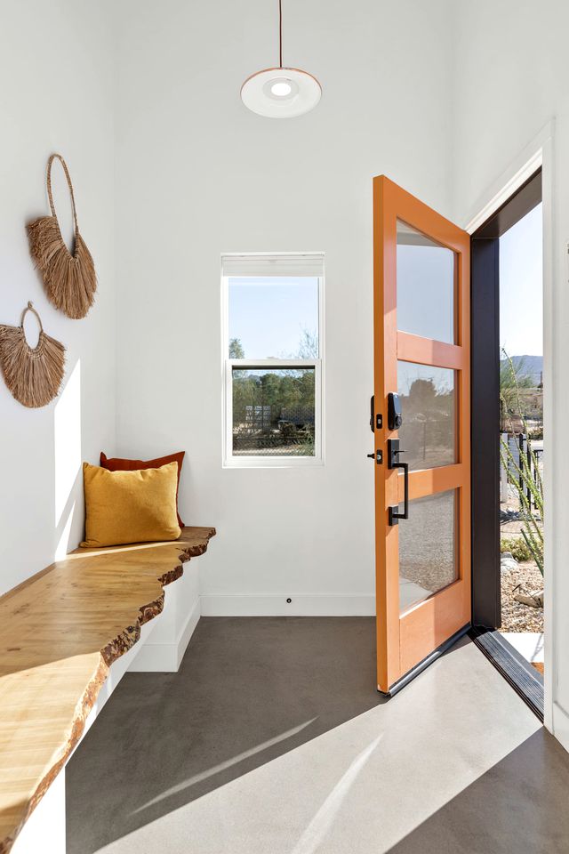 Ideal Secluded Villa with Hot-tub in Joshua Tree, California