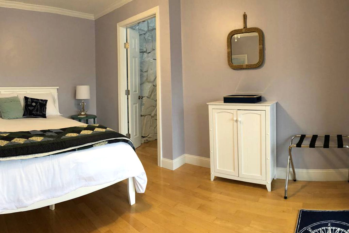 Lakefront Cottage Getaway with a Dock in Milton, New Hampshire