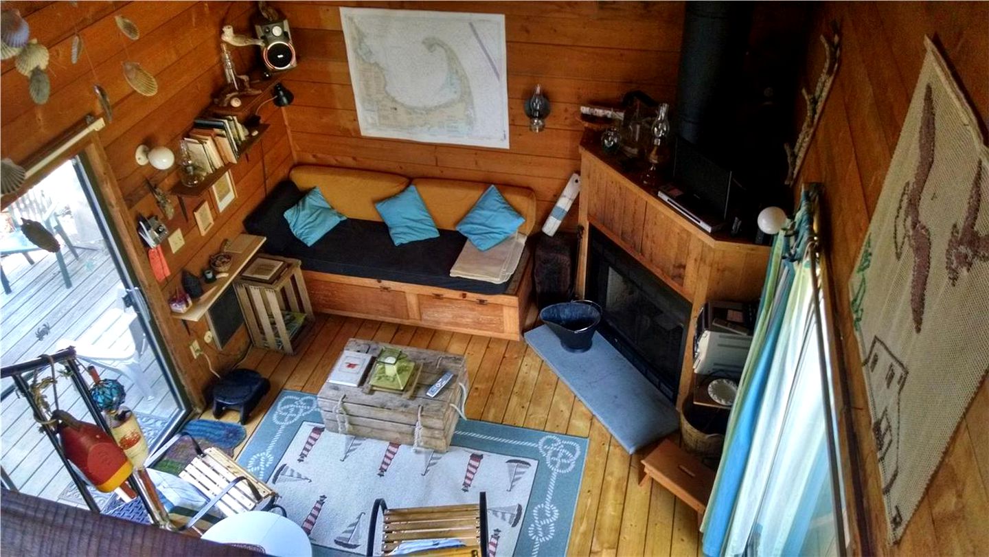 Picturesque Cottage Getaway on the Coast near Wellfleet, Massachusetts