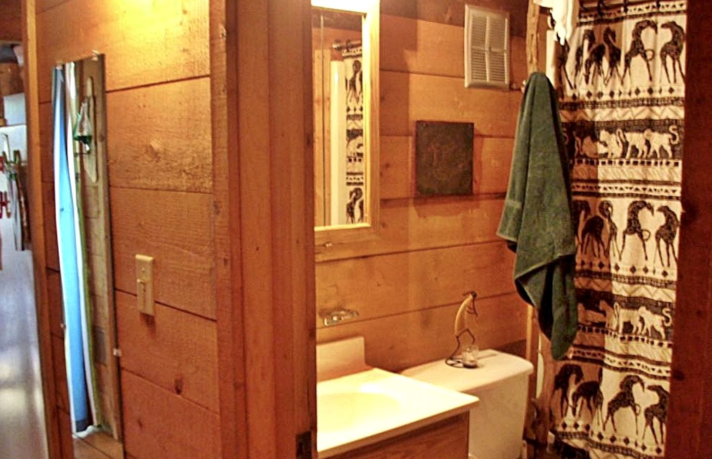 Picturesque Cottage Getaway on the Coast near Wellfleet, Massachusetts