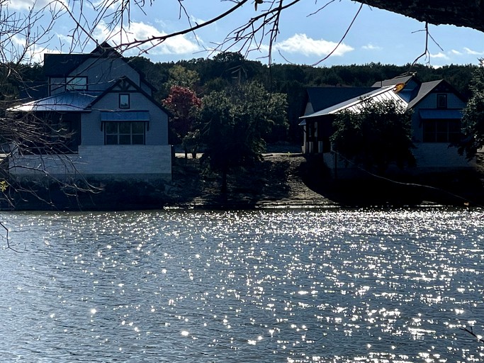 Cottages (United States of America, Granbury, Texas)