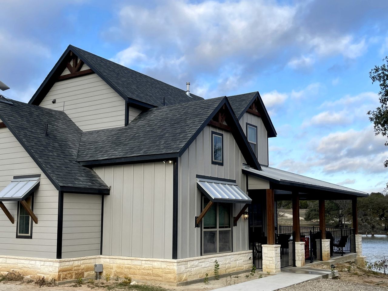 Beautiful Cottage with Stunning Vistas in Granbury, Texas