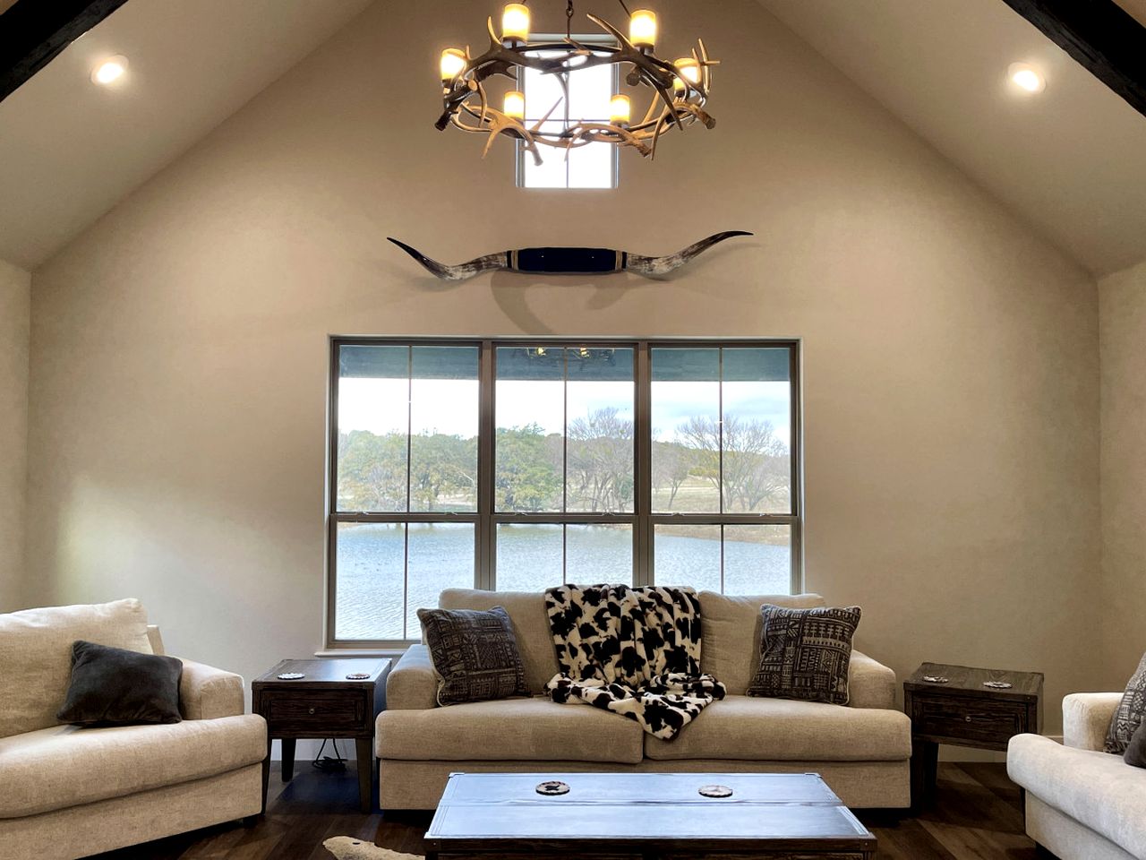 Beautiful Cottage with Stunning Vistas in Granbury, Texas