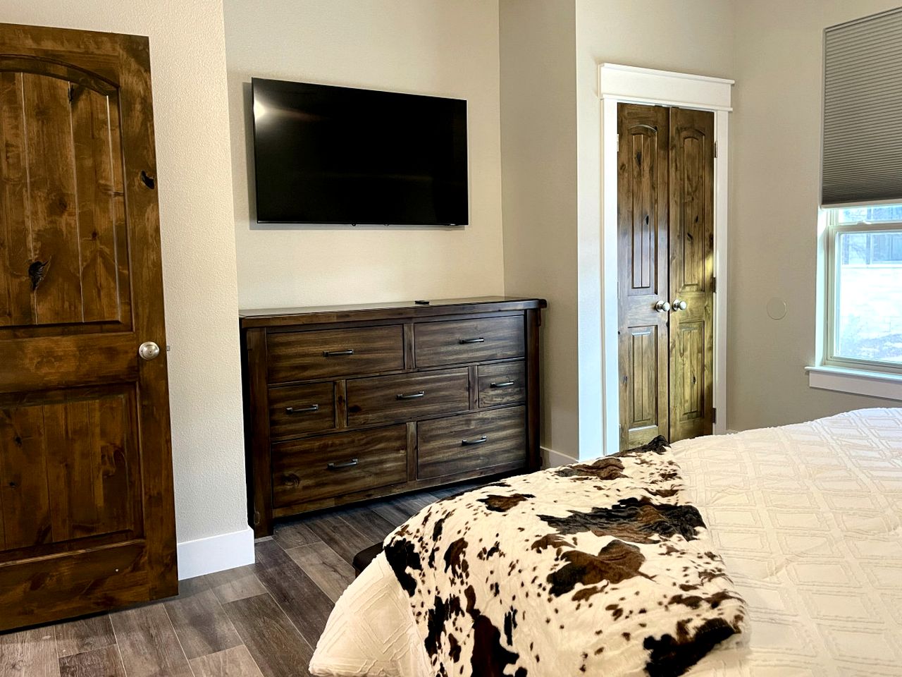 Beautiful Cottage with Stunning Vistas in Granbury, Texas