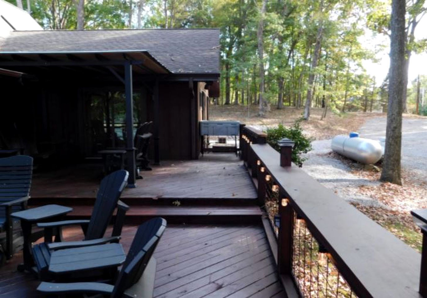 Secluded Waterfront Cabin Rental for Groups on Lake Barkley in Cadiz, Kentucky