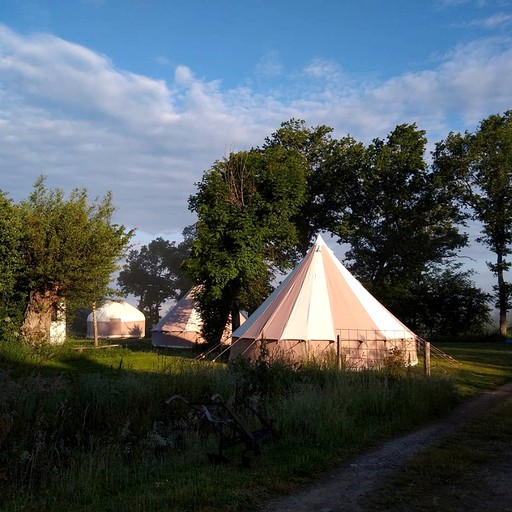 Bell Tents (Puy de Dôme, Auvergne-Rhône-Alpes, France)