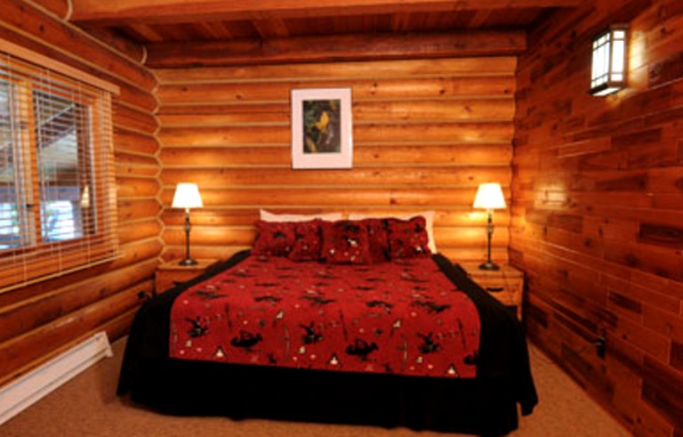 Nature Lodges (Mt. Hood, Oregon, United States)