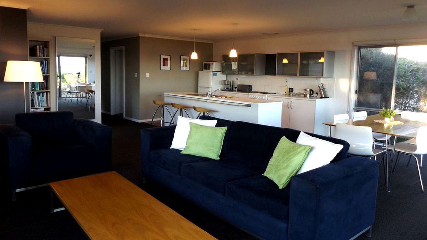 Cottages (Meningie, South Australia, Australia)