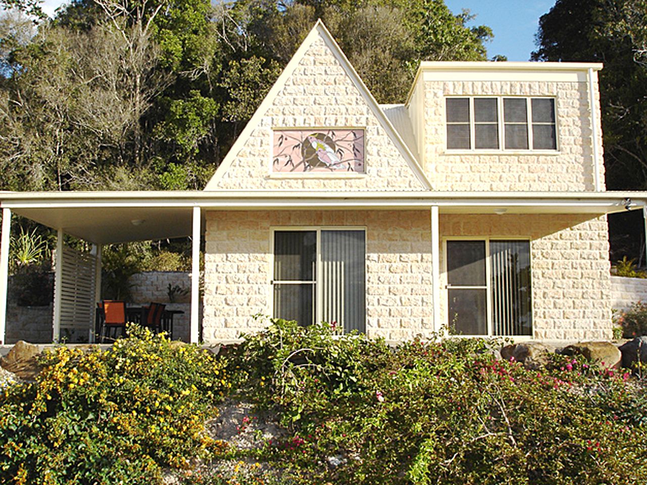 Beautiful Wheelchair-Friendly Cottage Rental near Mount Cooroora, Queensland