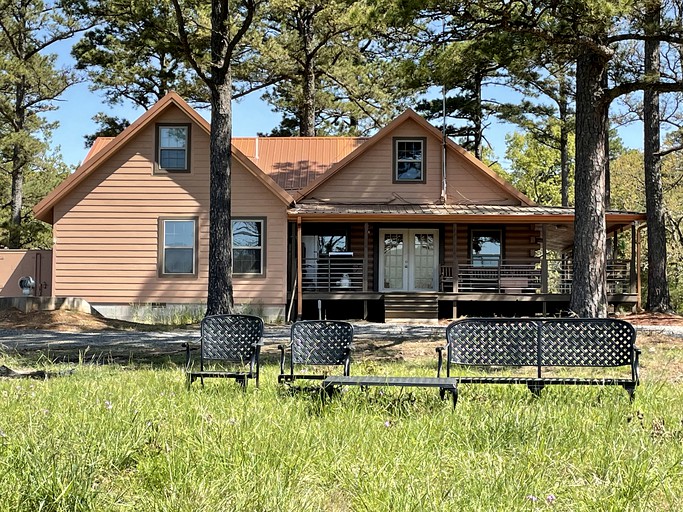 Cabins (United States of America, Hodgen, Oklahoma)