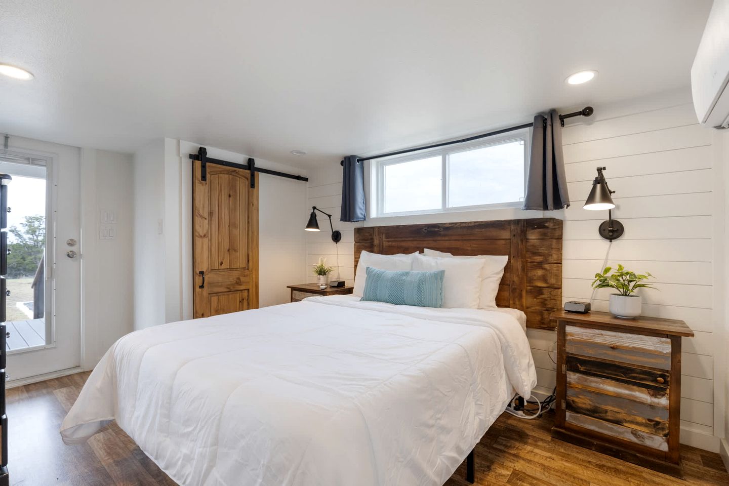 Modern Tiny Home with Pool and Dog Park Near Fredericksburg, TX