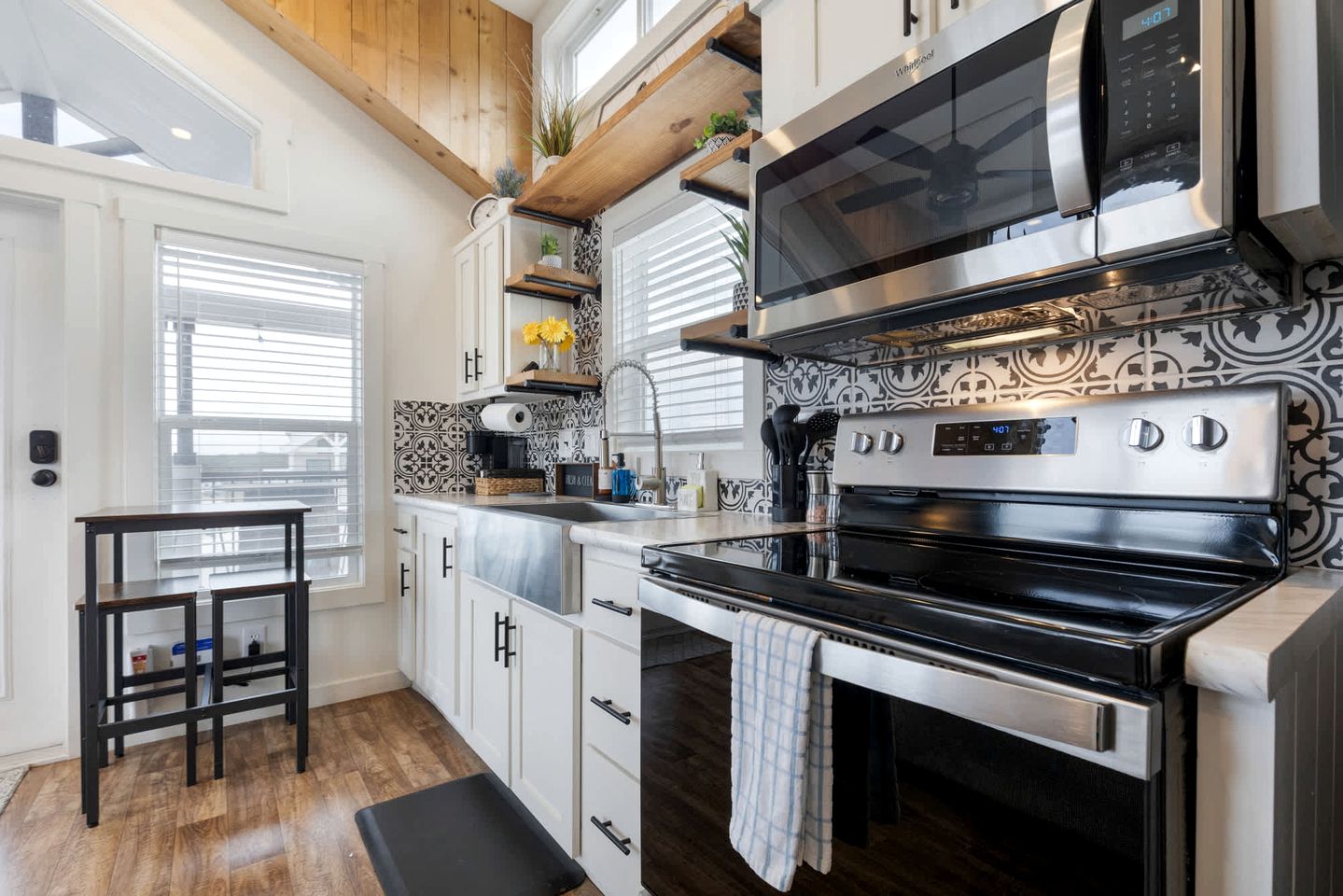 Modern Tiny Home with Pool and Dog Park Near Fredericksburg, TX