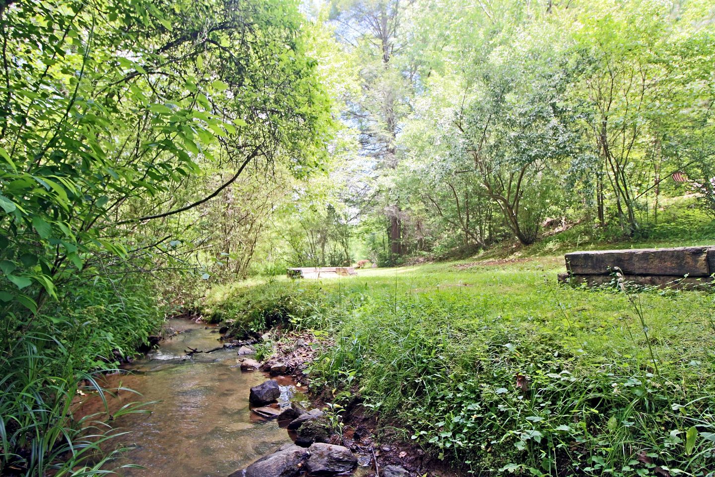 Elegant Copperhill Accommodation Perfect for Luxury Camping in Tennessee