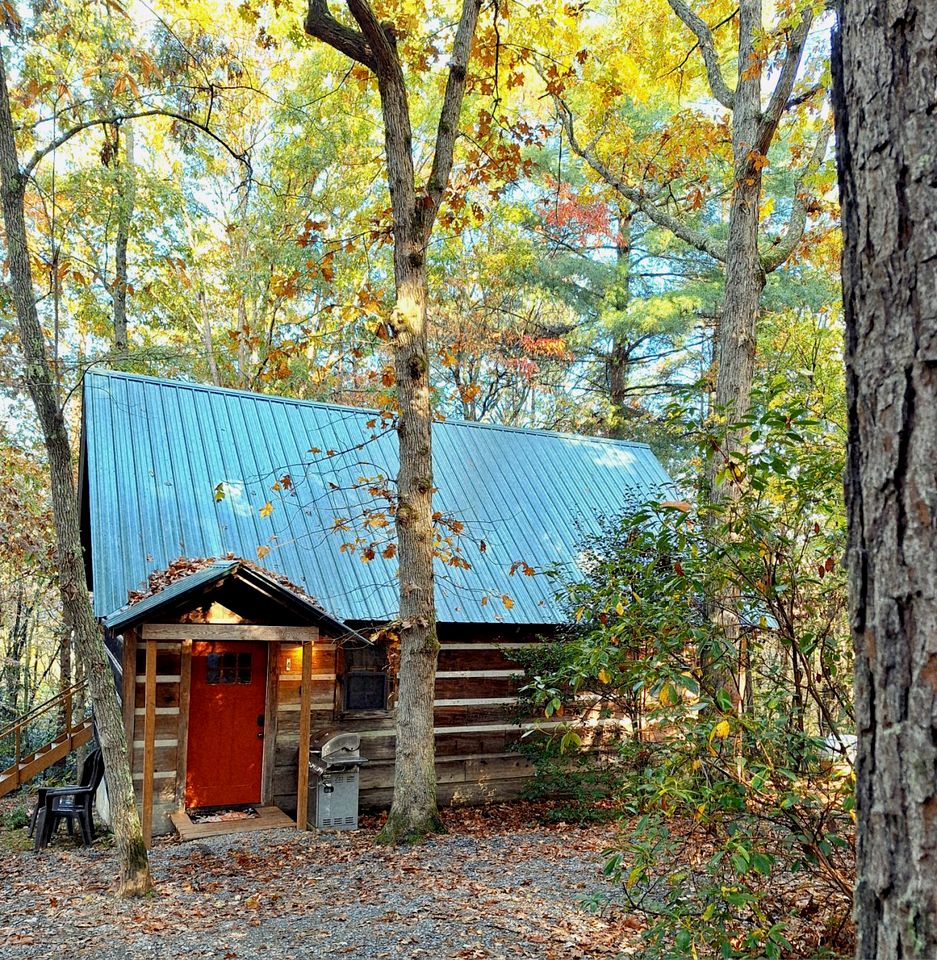 Lovely Copperhill Cabin Rental for a Tennessee Vacation