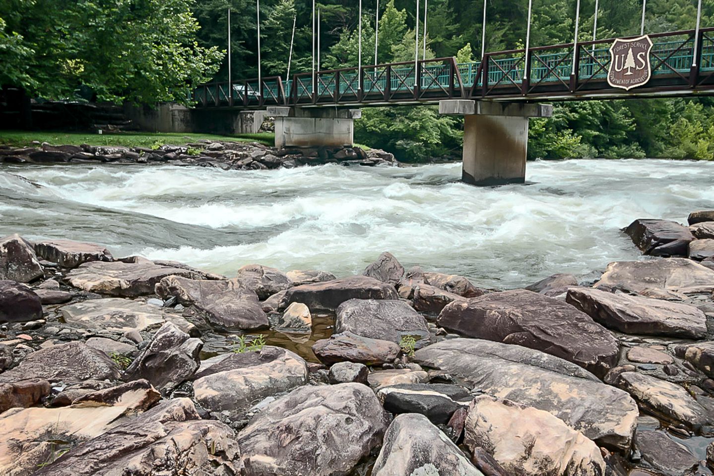 Lovely Copperhill Cabin Rental for a Tennessee Vacation