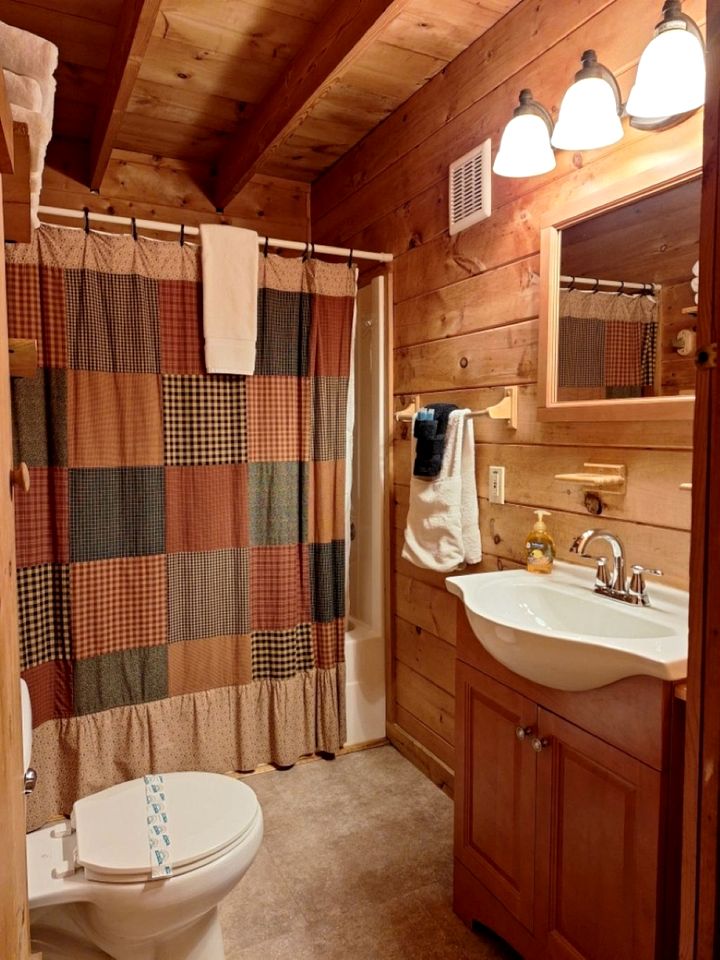 Lovely Copperhill Cabin Rental for a Tennessee Vacation