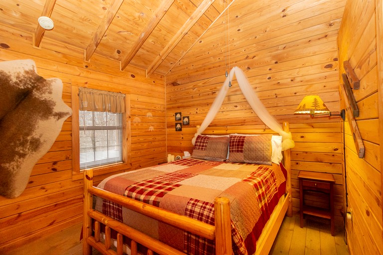 Cabins (United States of America, Copperhill, Tennessee)