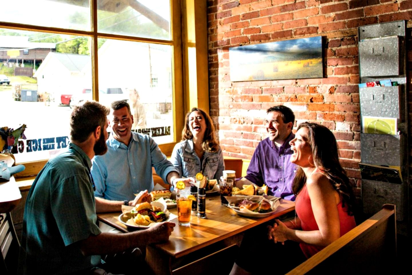Rustic Copperhill Cabin Perfect for a Romantic Getaway in Tennessee