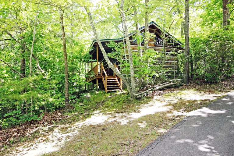 Cabins (United States of America, Copperhill, Tennessee)