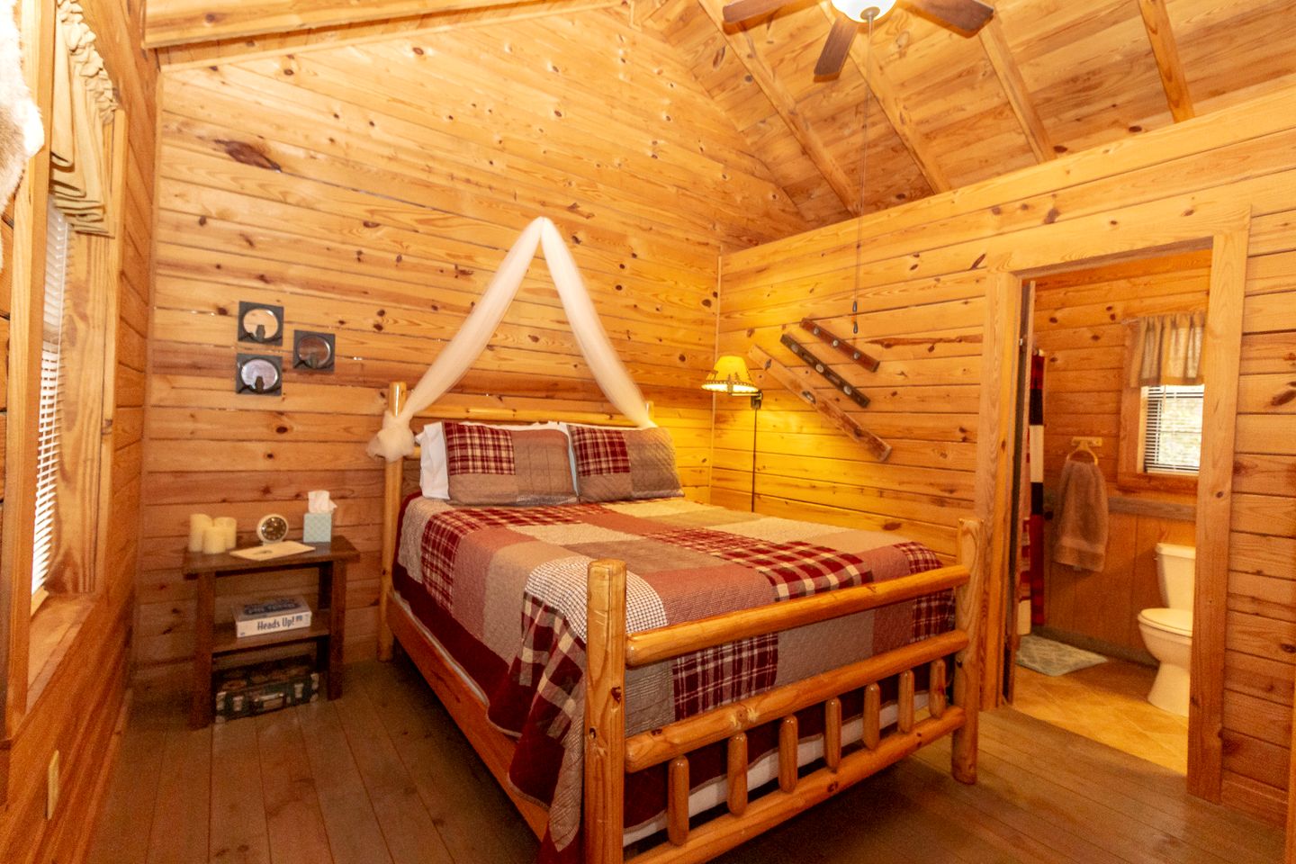 Rustic Copperhill Cabin Perfect for a Romantic Getaway in Tennessee