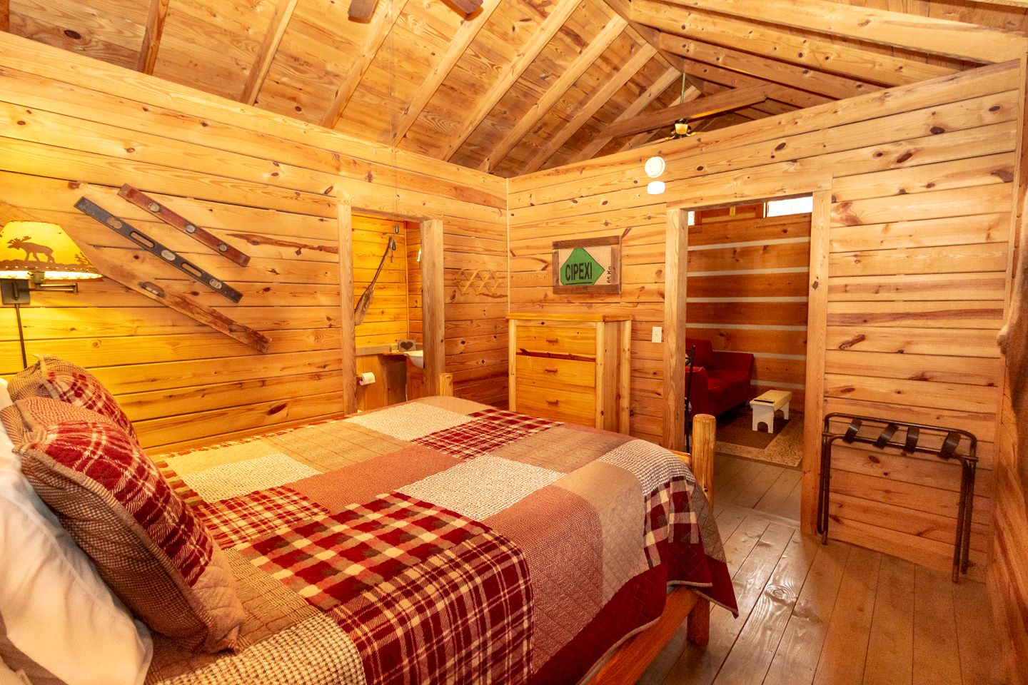 Rustic Copperhill Cabin Perfect for a Romantic Getaway in Tennessee