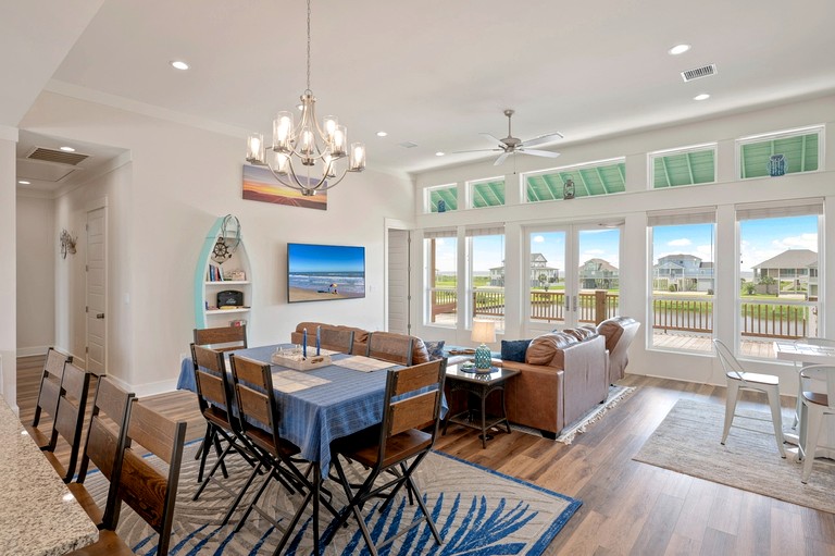 Beach Houses (United States of America, Crystal Beach, Texas)